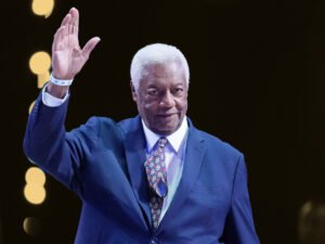 BREAKING NEWS: Milwaukee Bucks Legend Oscar Robertson Returns as Chief